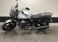 MOTO GUZZI V7 STONE faible kilométrage sous garantie  