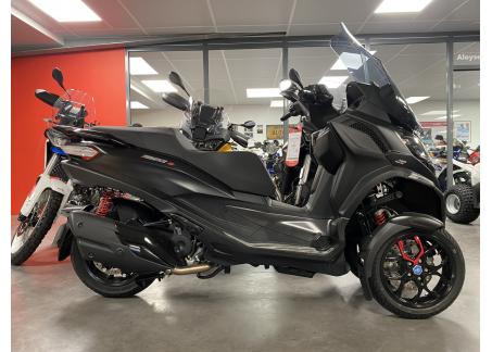 ! ! ! BAISSE DE PRIX ! ! ! PIAGGIO MP3 400 HPE SPORT ABS ASR très faible kilométrage sous garantie constructeur 