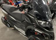 ! ! ! BAISSE DE PRIX ! ! ! PIAGGIO MP3 400 HPE SPORT ABS ASR très faible kilométrage sous garantie constructeur 