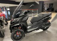 ! ! ! BAISSE DE PRIX ! ! ! PIAGGIO MP3 400 HPE SPORT ABS ASR très faible kilométrage sous garantie constructeur 