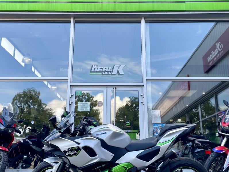 KAWASAKI Ninja 7 Hybrid