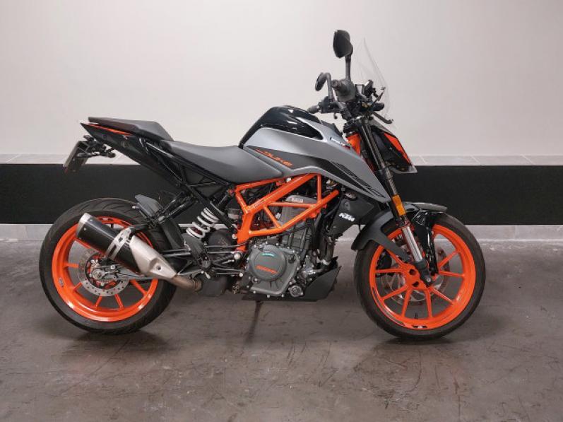KTM DUKE 390