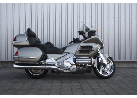 HONDA GOLDWING 1800 / TRES BON ETAT