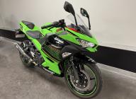 KAWASAKI NINJA 400 SE