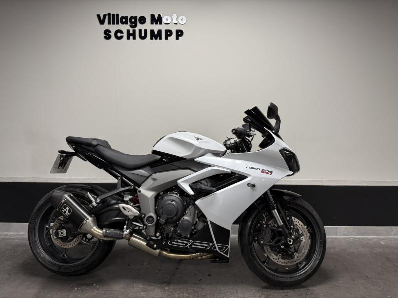 TRIUMPH 	DAYTONA 660 A2