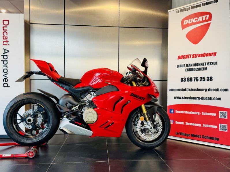DUCATI PANIGALE V4S / V4 S / V 4S / V 4 S COMME NEUVE