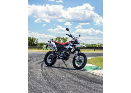 APRILIA SX 125 0KM