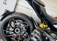 DUCATI DIAVEL V4 TRES BIEN EQUIPEE