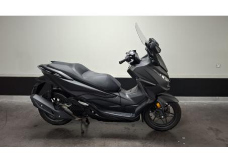 HONDA FORZA 125