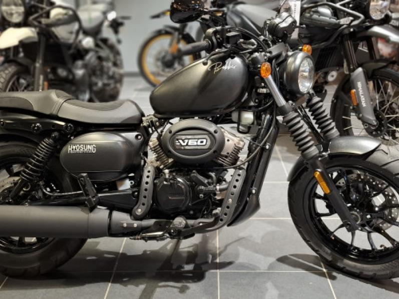 HYOSUNG BOBBER 125 / HYOSUNG GV 125S