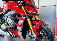 DUCATI STREETFIGHTER V4S CARBONE - UNIQUE